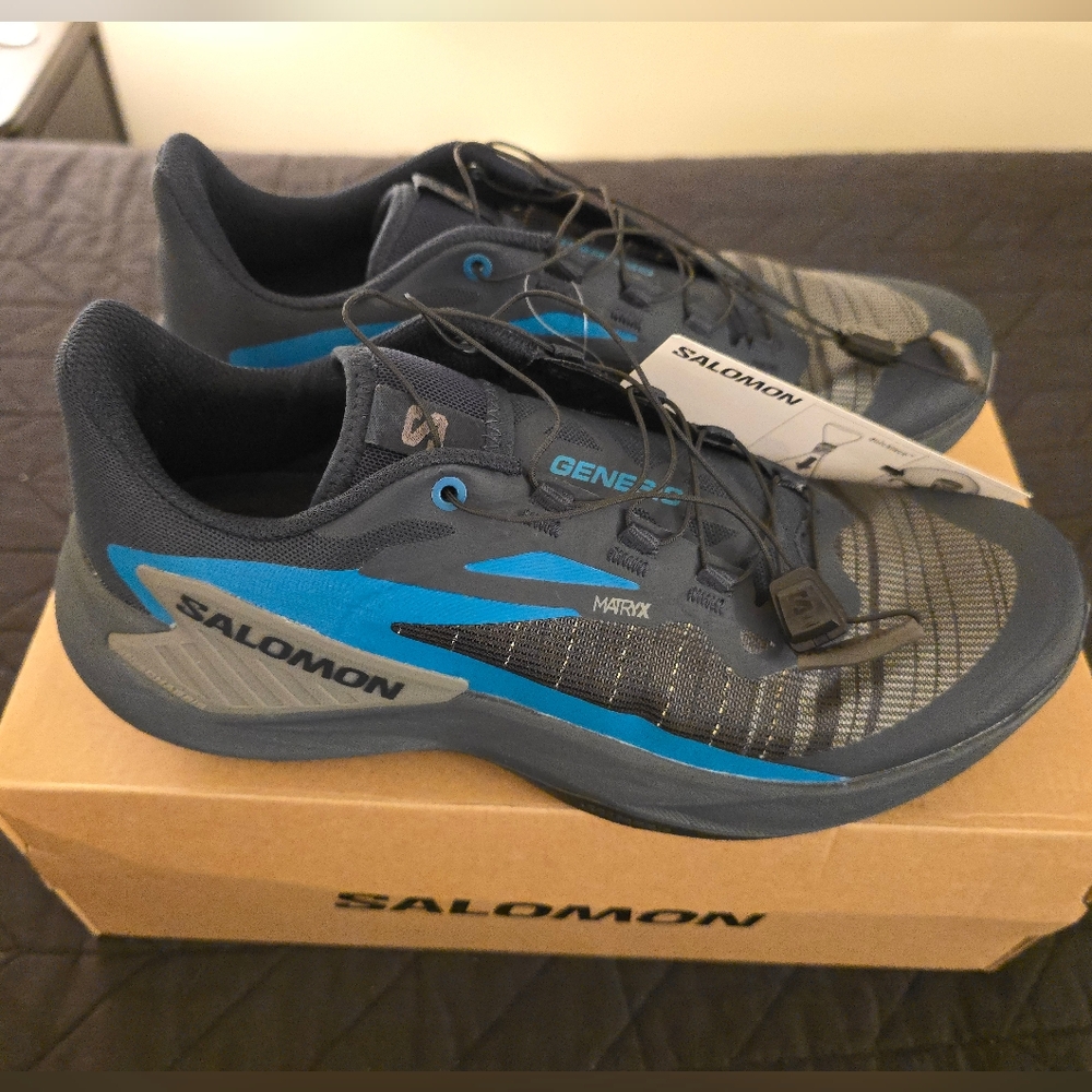 NEW IN BOX Salomon Genesis Blue and Gray Trail Running Shoes Men's Size 8 US